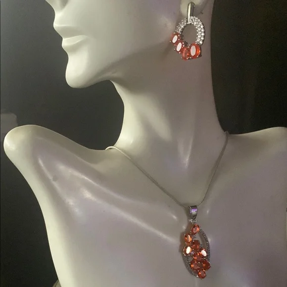 Elegant Silver and Orange Spessartine quartz Jewelry Set with no chain - Picture 8 of 13